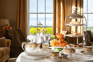Afternoon Tea at Four Seasons Hotel Hampshire 