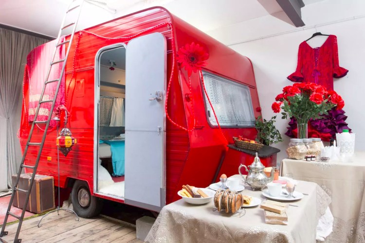 caravan-atelier-antwerp-airbnb